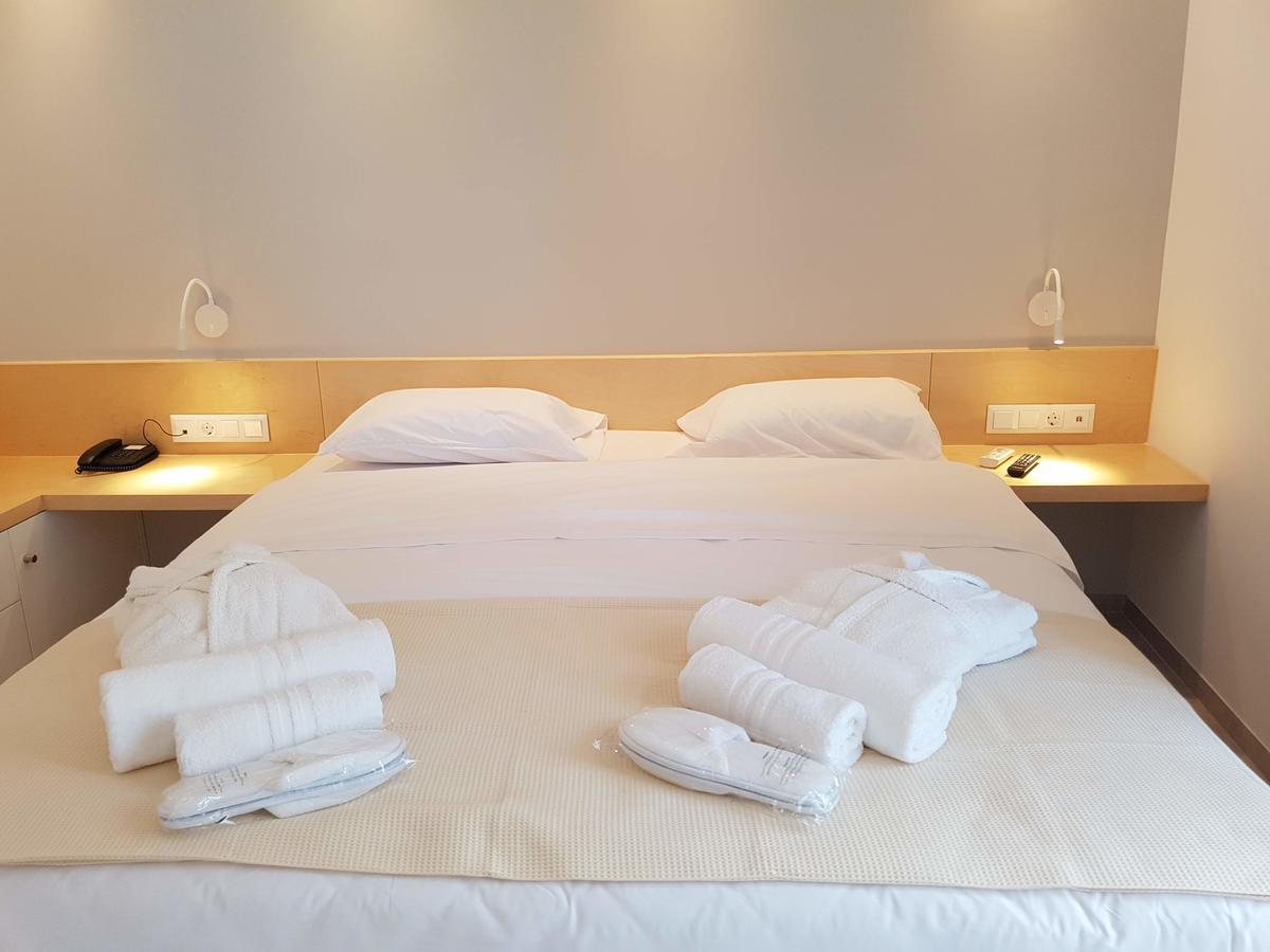 8Kto Hotel Skiathos Town Exterior foto